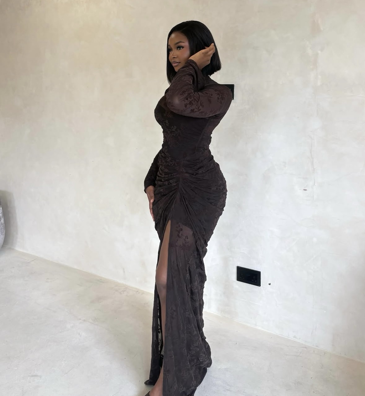 Petra in Brown - Image 2